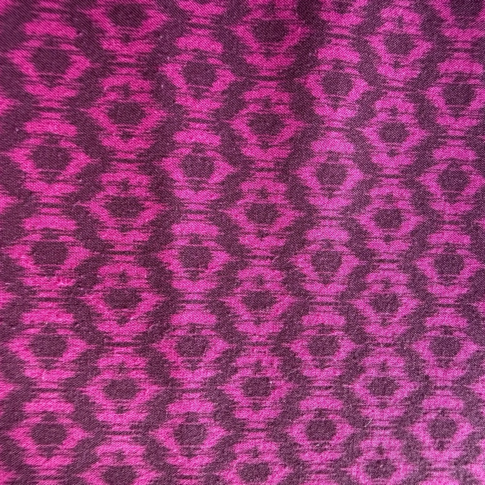 Eddie Bauer Magenta and Black Patterned Sleeveless Dress - Picture 6 of 7